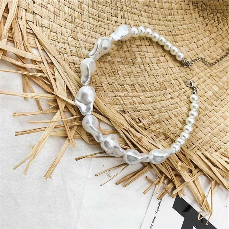 Fashion Jewelry Shop INS Premium Pearl Necklace Women Exaggerated Baroque Style Clavicle Chain Exquisite Birthday Gift