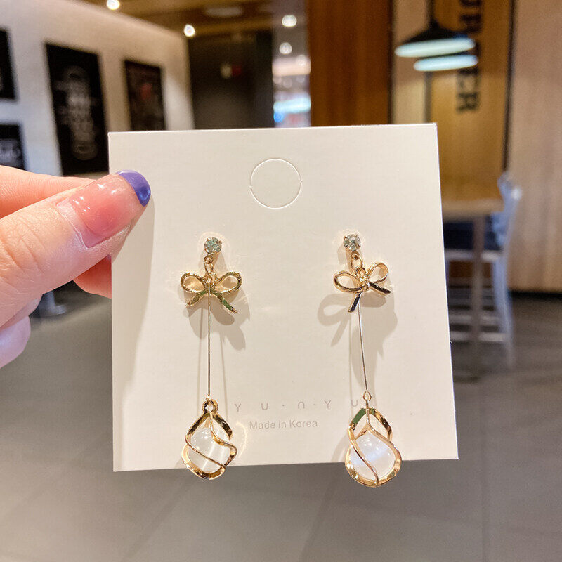 Lovely Design Sparkling Earrings Set