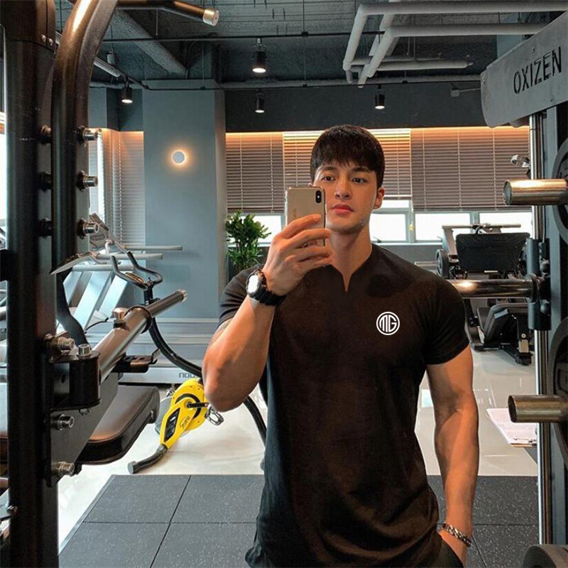 Summer Top Quality Cotton T Shirt Men Solid Color Design V-neck T-shirt Casual Classic Men's Clothing Tops Tee Shirt Men