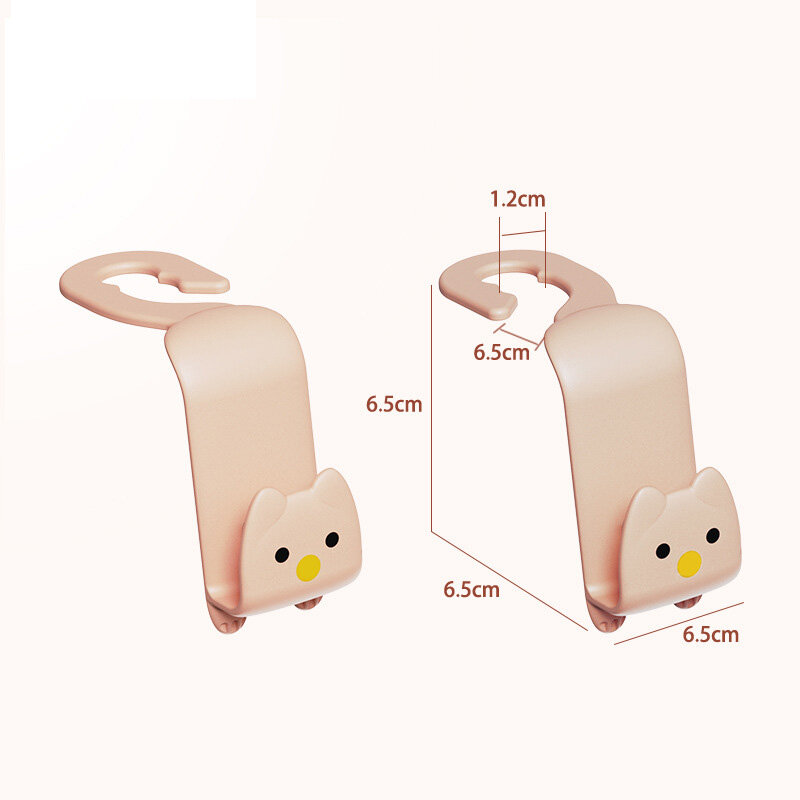 The car hitch is backed by a seat in the car with a cute multifunctional rear car, and the car has a creative interior