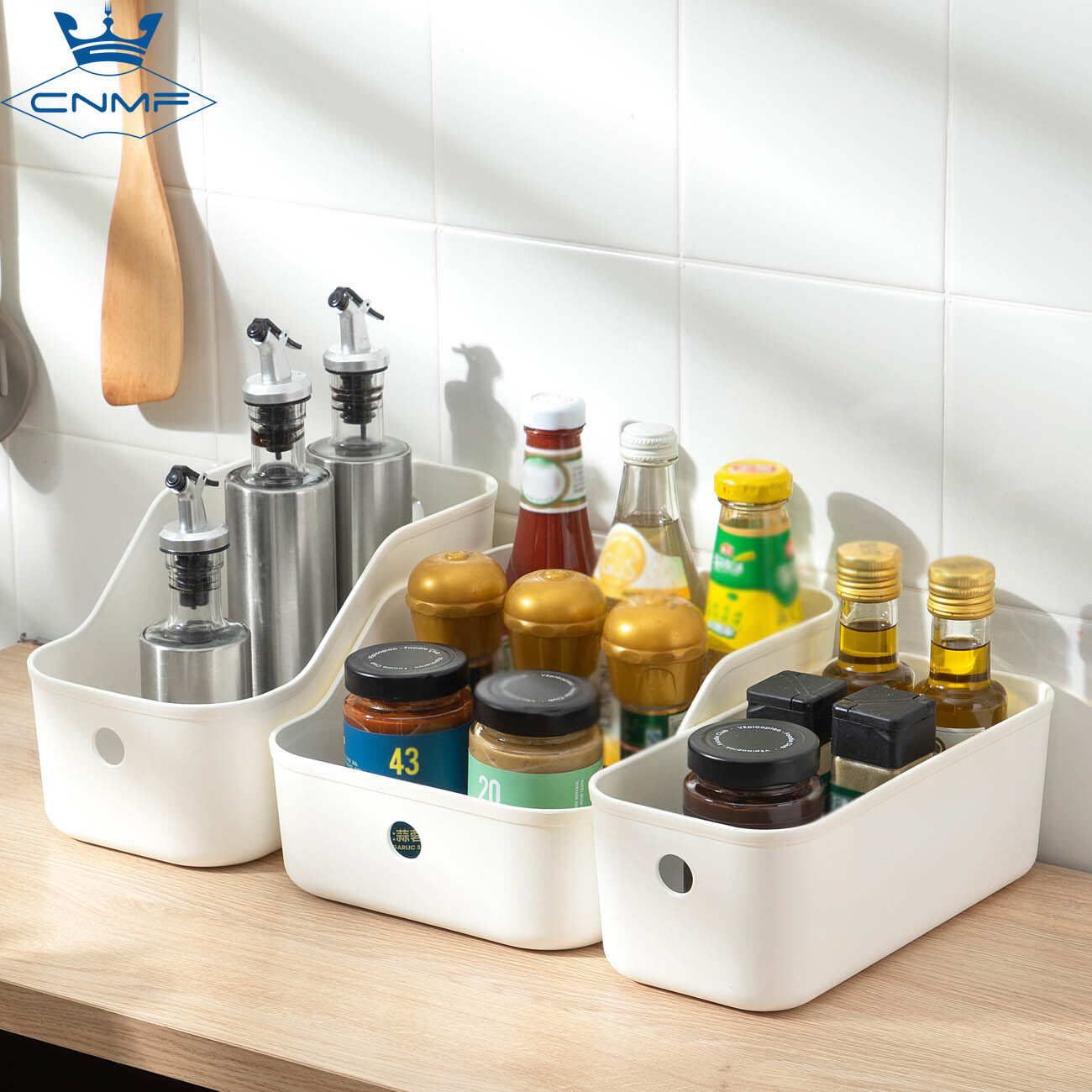 CNMF Organize the seasoning storage box under the kitchen sink