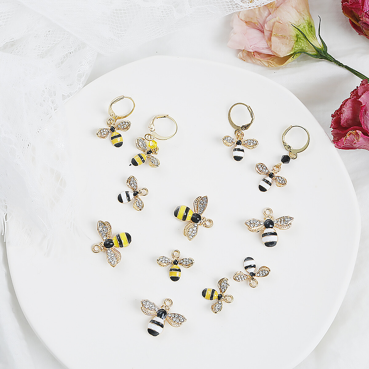 2Pcs Alloy Enamel Pendants Fittings Little Bee Charms Beads For Jewelry Making DIY Cute Earrings Bracelets Findings