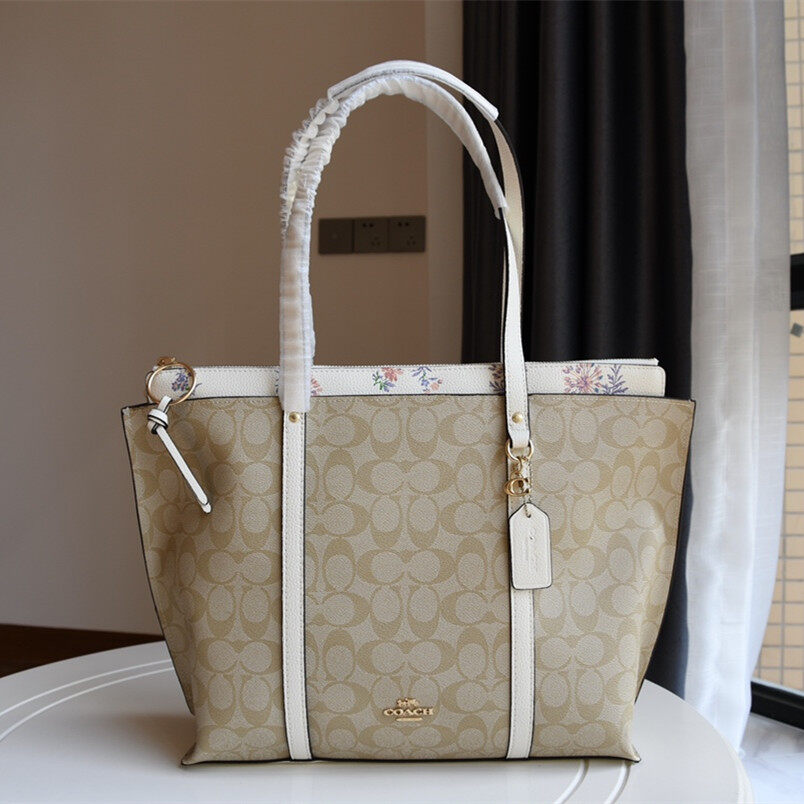 may tote coach