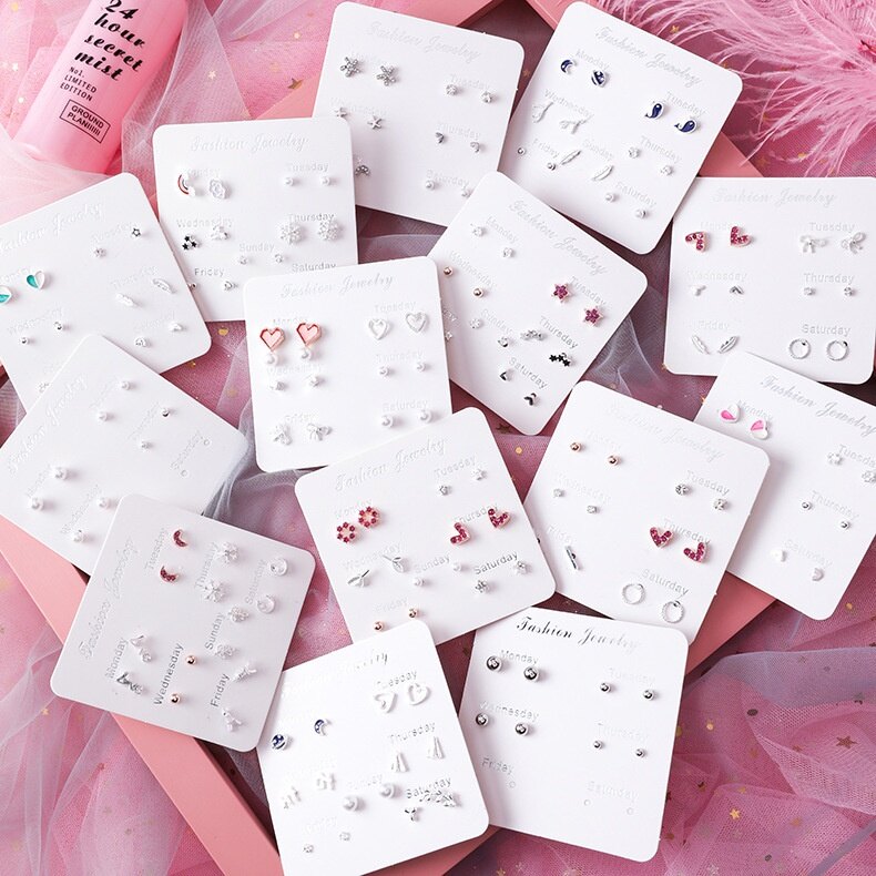 Lovely Design Sparkling Earrings Set