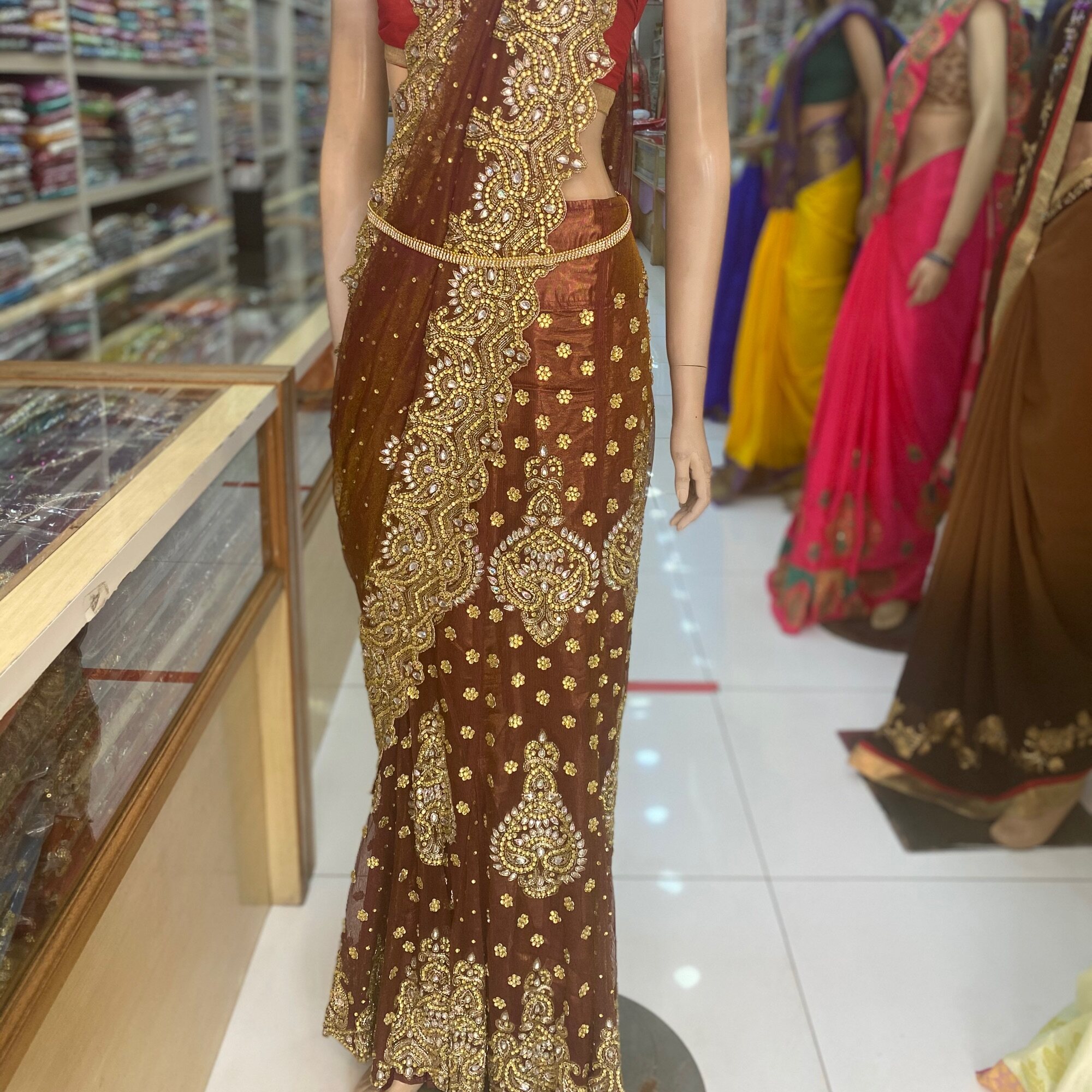 Wedding hot sale dinner saree