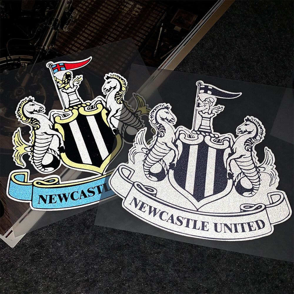 Newcastle United Football Club ทีมสัญลักษณ์รถยนต์รถจักรยานยนต์สติกเกอร์กันน้ำสะท้อนแสงการใช้ถัง