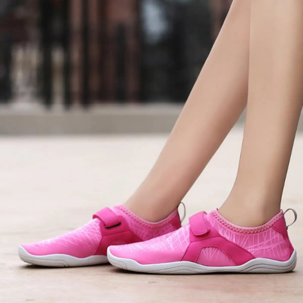 shoes to wear in swimming pool