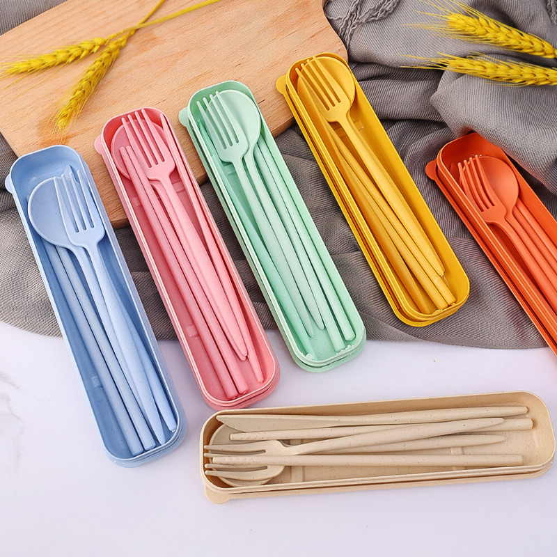 4pcs/set Cutlery Wheat Straw with Box Students Tableware Travel Portable Dinnerware Spoon Fork Chopsticks Kitchen Meal Box