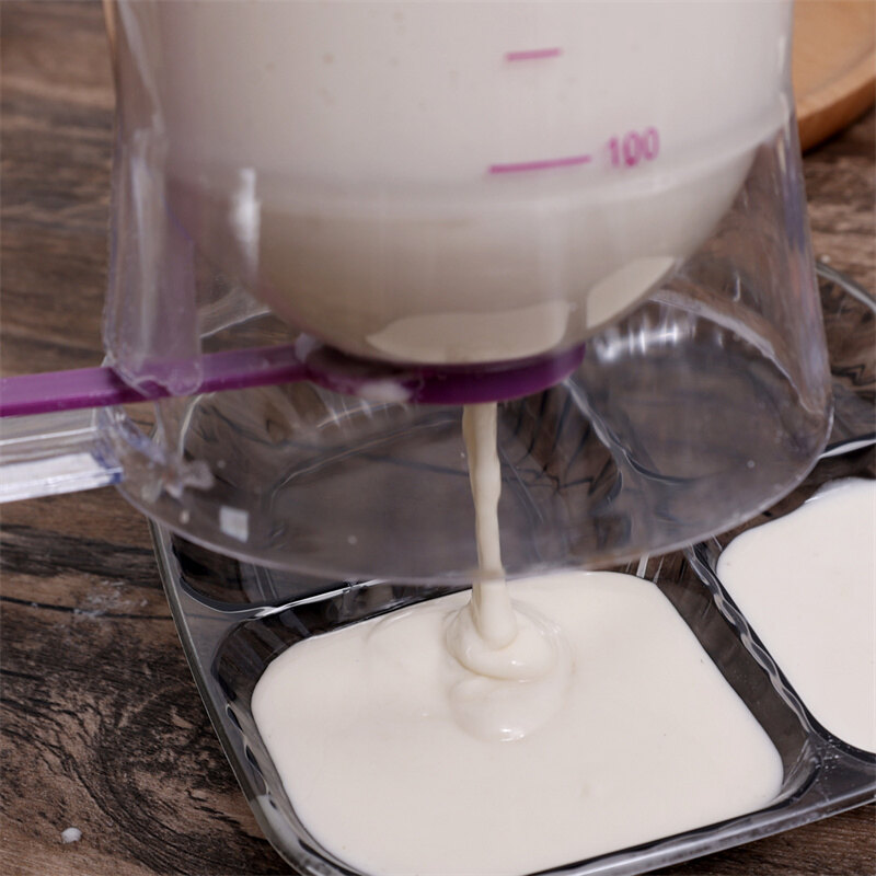 900ml Batter Dispenser Baking Cream Flour Paste Separator Pancake Cupcake Pastry Muffin Measuring Cup Funnel Kitchen Accessories