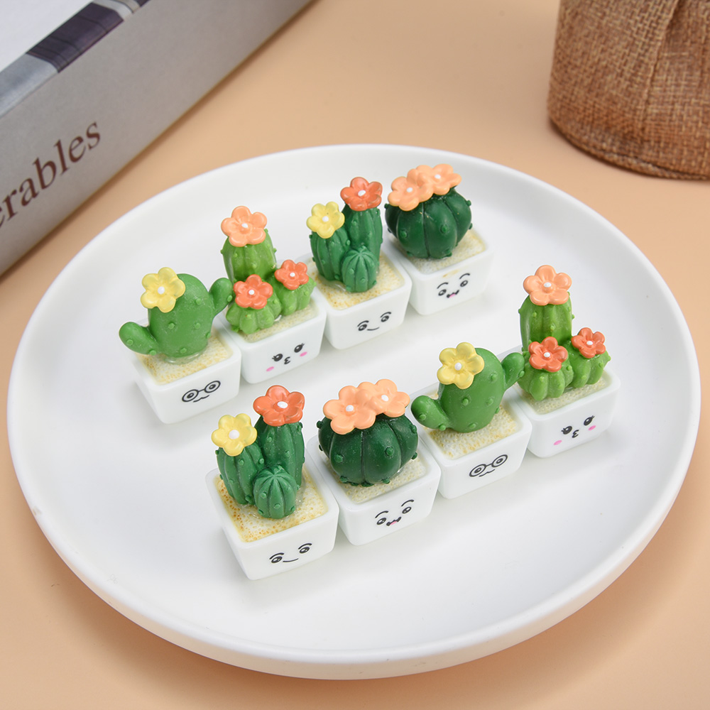 Simulation Cactus Fleshy Resin Mini Decorative Ornaments Office Desktop Computer Decoration Home Decoration