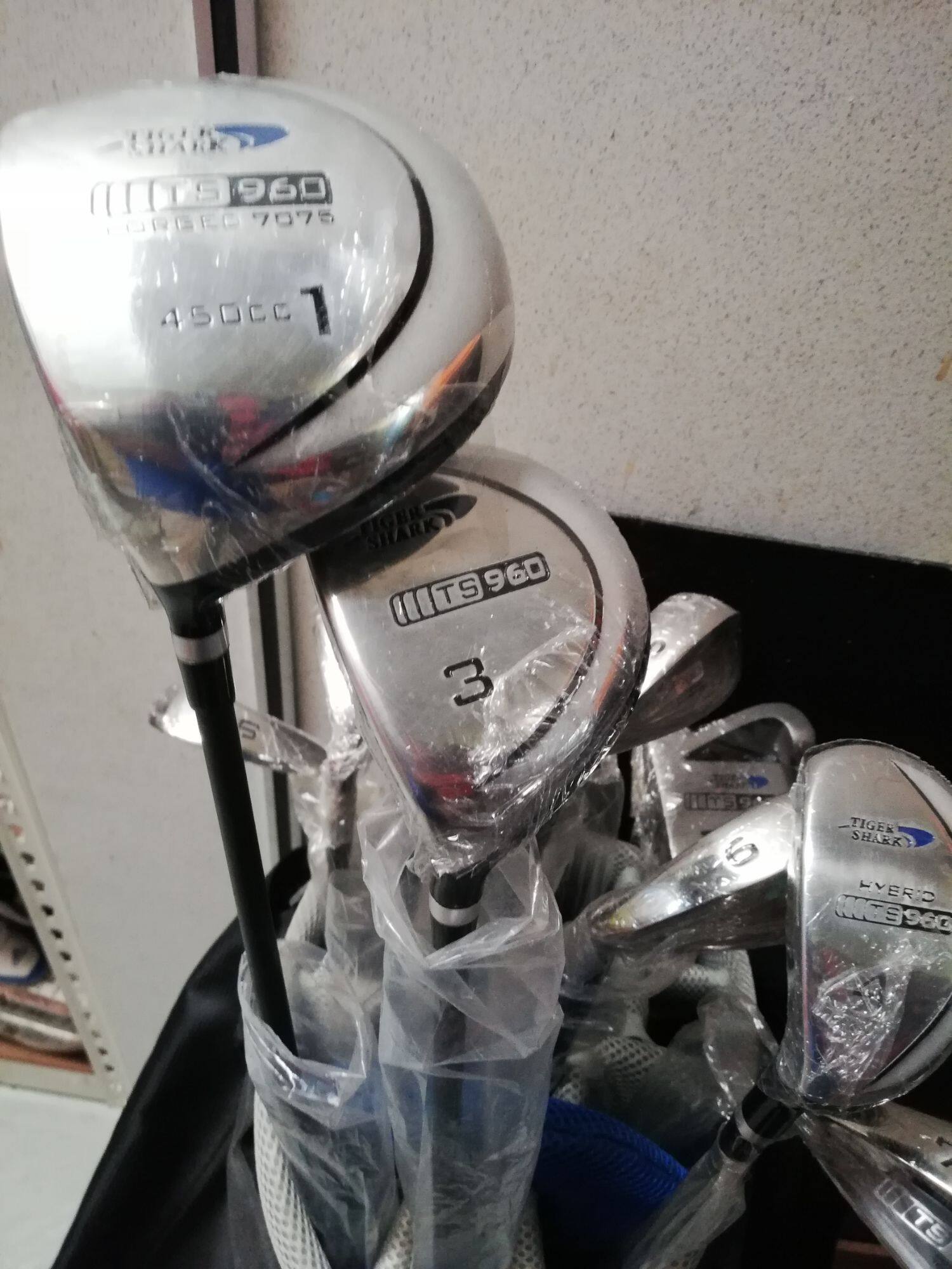 lefty golf irons