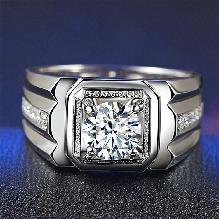 XYP In stock fashionable Korean version of white gold plated 18K gold diamond ring men Proposal wedding diamond ring Rhinestone men's ring