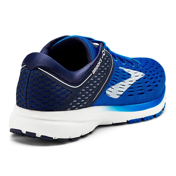 brooks men's ravenna 9