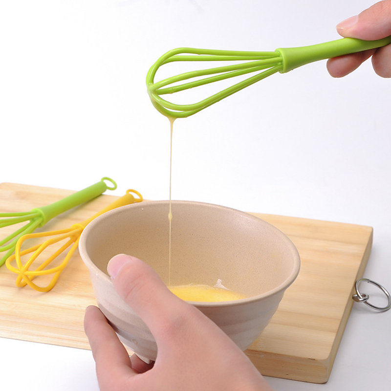 [Hilldora] 1PC Egg Beater Creative Kitchen Baking Tool Household Cream Beater Children's Manual Mini Plastic Egg Beater Food Grade Cookware