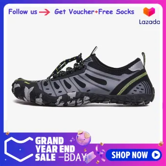 flat hiking shoes