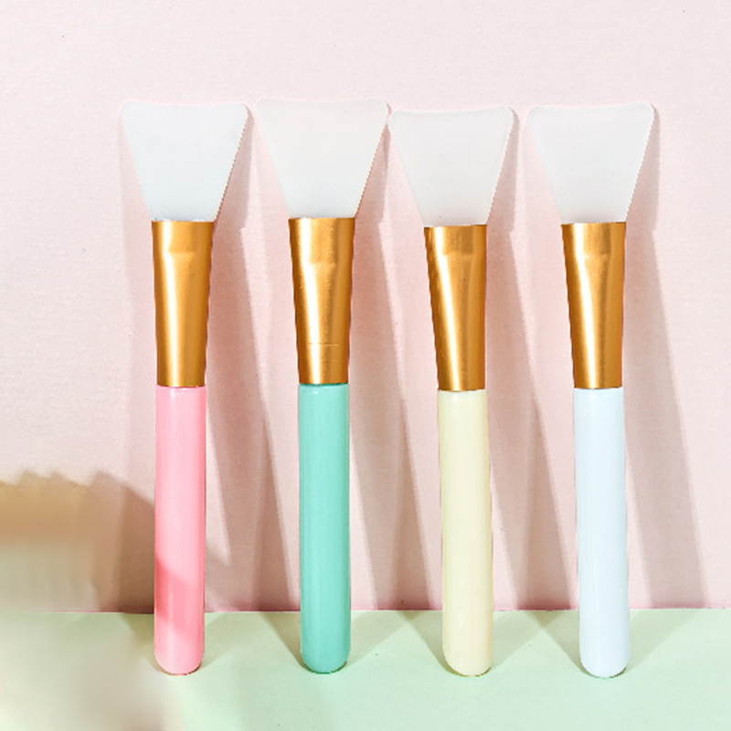 BEAUTYBIGBANG Mask Brush Silicone Cosmetic Brush Facial Mask Applicator Brush Soft Makeup Brushes for Application Face Eyes Cream or DIY