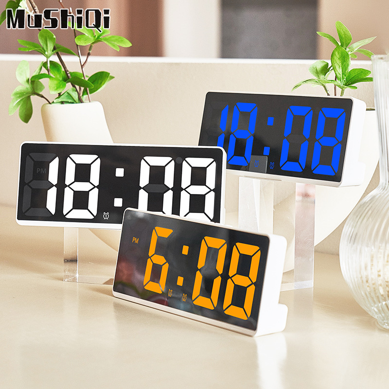 Two sets of alarm clock simple LED clock large screen digital clock bedroom bedside clock Korean version of the fashion clock
