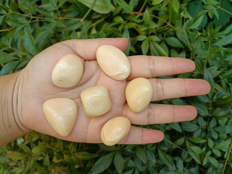 Đá vụn Aventurine vàng 20-40mm