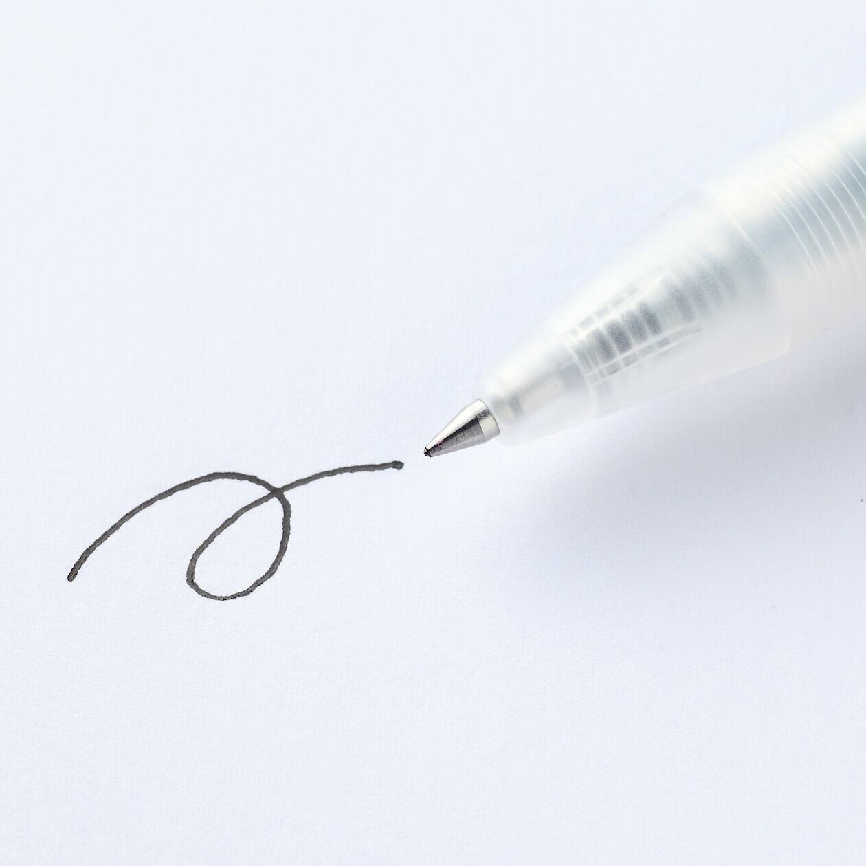 MUJI Smooth Gel Ink Ballpoint Pen Knock Type Ball Pen
