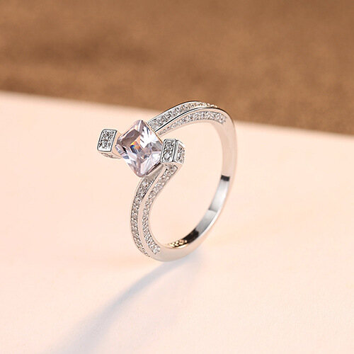 Irregular Ring 925 Silver Ring Zircon Square Personality Ring Fashion Design Sense