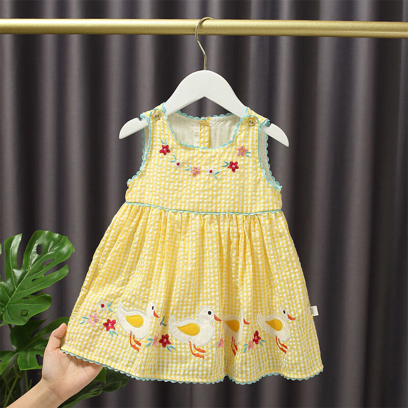 BAOLONGXIN Baby vest skirt Korean version of the girl duckling princess dress little girl dress baby skirt