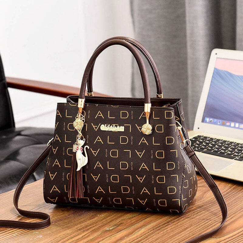 Valazo Handbags, handbags, handbags, 2020 new trendy fashion, shoulder bags, diagonal bags, atmospheric, wild, middle-aged ladies and mother bags