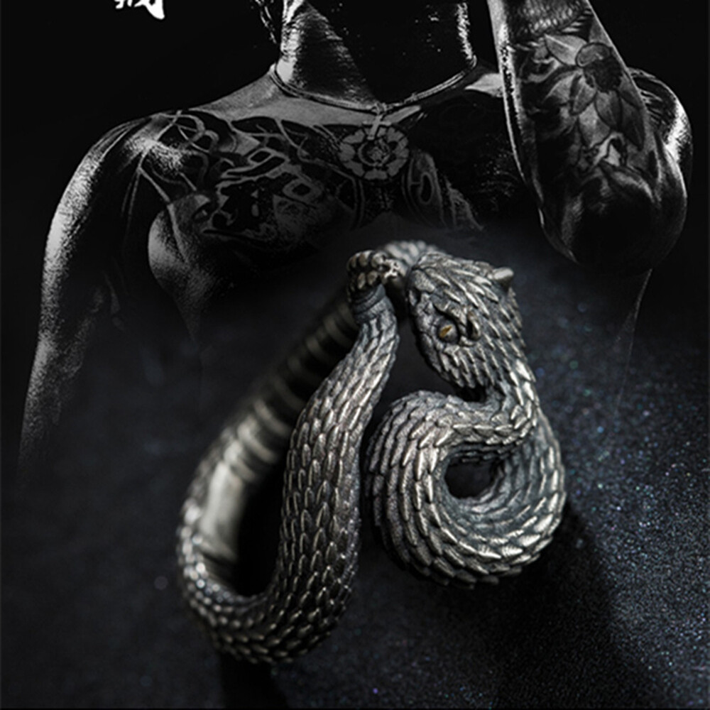 Retro Snake Shape Ring Silver Plated Snake Shaped Ring Punk Domineering Ring Hip Hop Jewelry