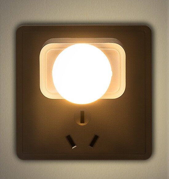 USB Plug Lamp Computer Mobile Power Charging USB Small Book Lamp LED Eye Protection Reading Light Small Round Light Night Light