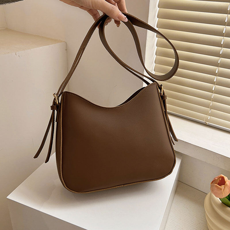 Bei Bao Bao Stylish one shoulder crossbody texture bucket bag
