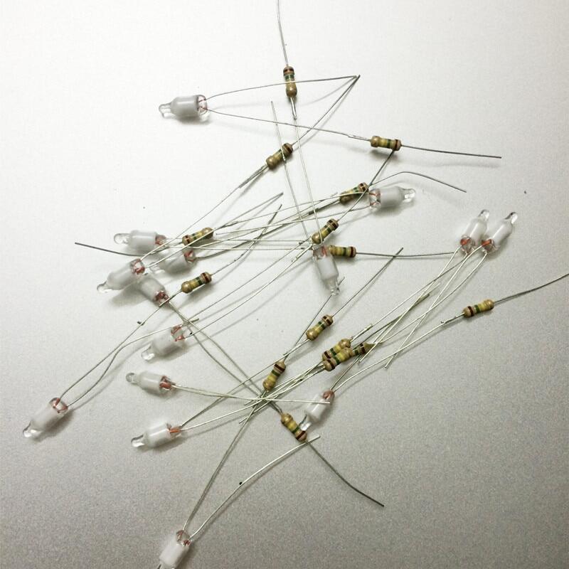 20Pcs 5x10mm Head Red Light Neon Indicator Lamp Bulb 110V w Resistor 