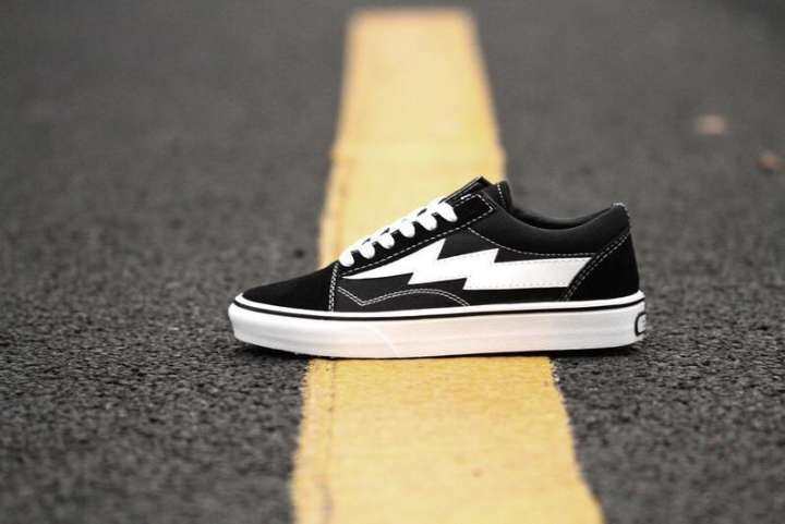storm shoes vans