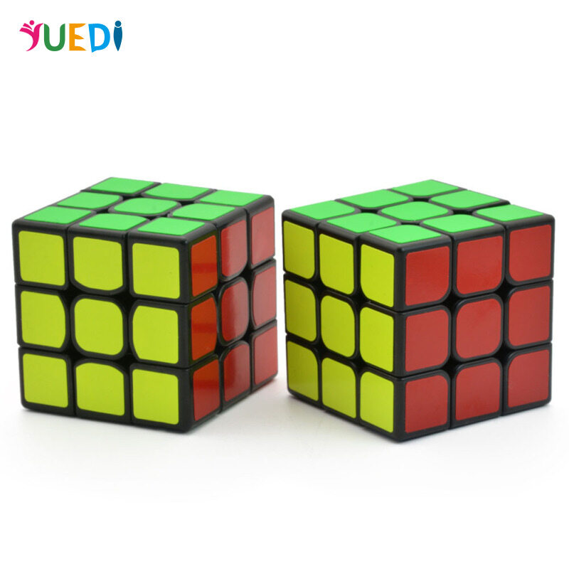 YJ Guanlong Speed Cube 3x3 Smooth Magic Cube Puzzles 56 mm Black