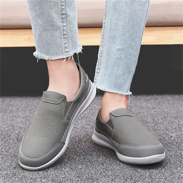 orthopedic casual shoes