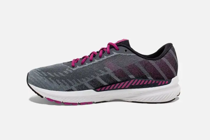 brooks women's ravenna 10 running shoes