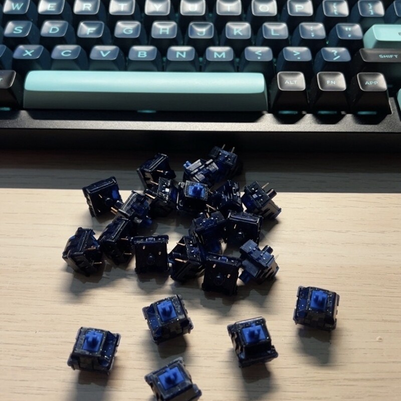 Mechanical Keyboard Switch Blue Star Switch [100pcs] 3pin Lubed Linear Switch Hot-swappable Single spring DIY For Mechanical Keyboard