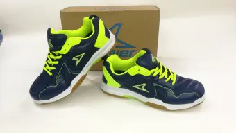 bata badminton shoes