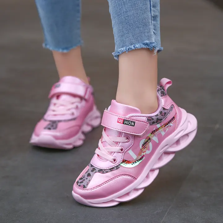 kids sports shoes sale
