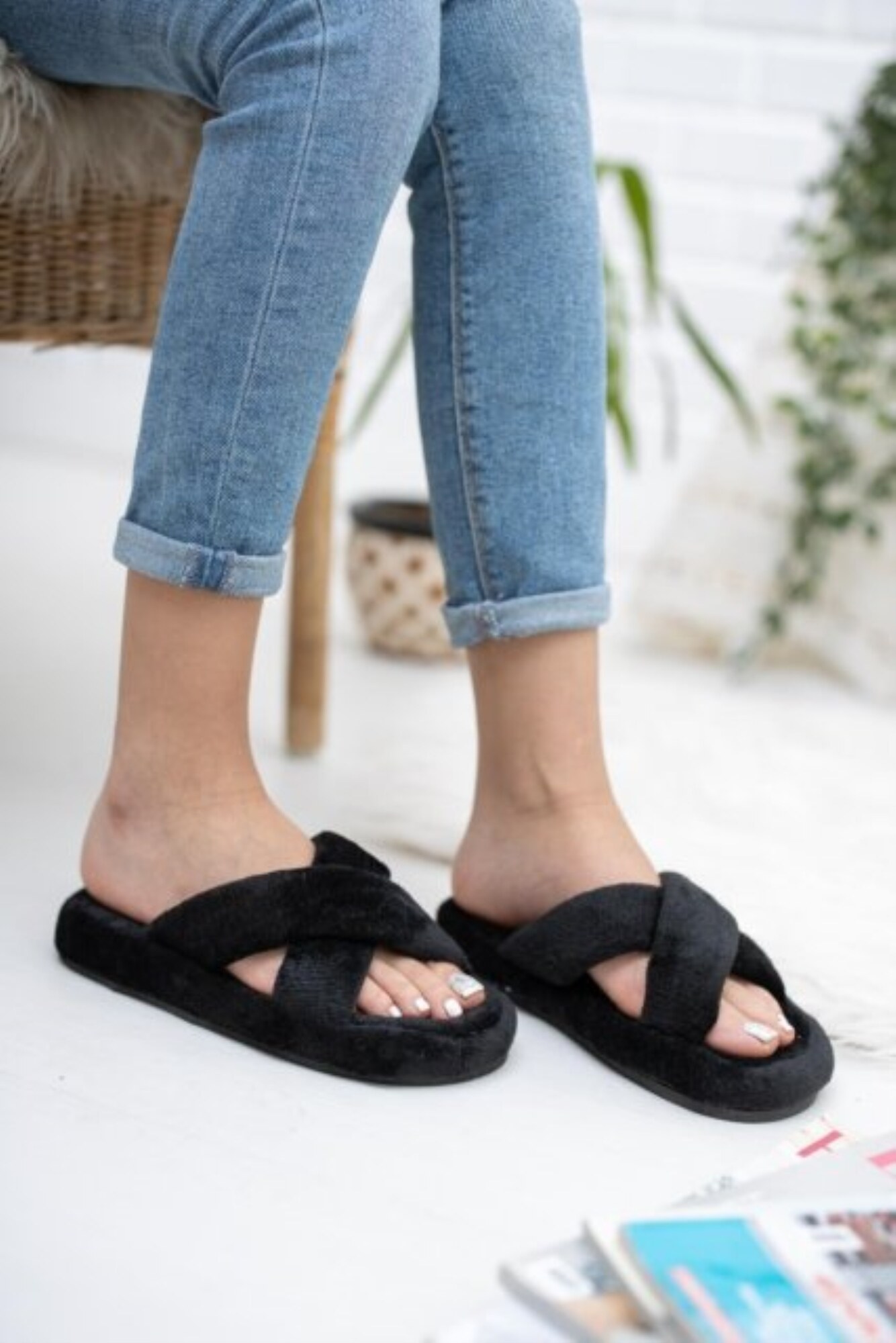 women's fashionable flip flops comfortable soft slippers