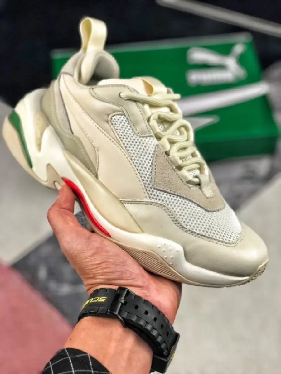 leather jogging shoes