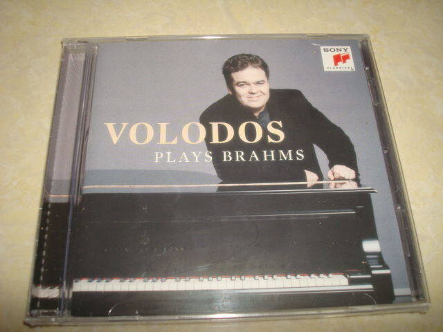 CD Valodosเล่นBrahms Soloเปียโนร่างคอลเลกชันVolodosเล่นBrahms