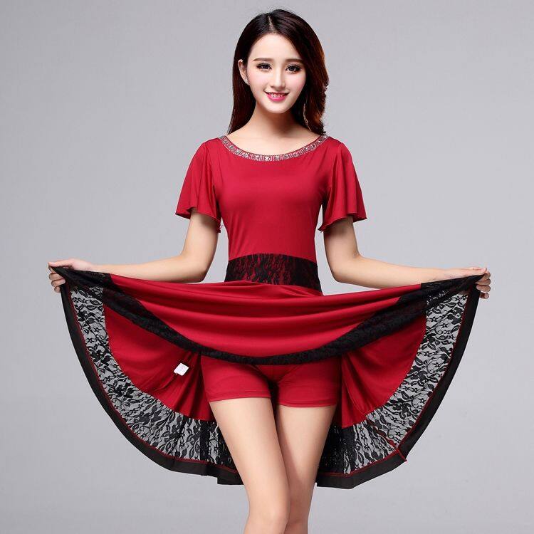 INO205 Quần Áo Khiêu Vũ Vuông Bộ Đồ Mới Trang Phục Khiêu Vũ Quần Áo Khiêu Vũ Cỡ Lớn Mùa Hè Cho Phụ Nữ Trung Niên Và Người Già Quần Áo Biểu Diễn