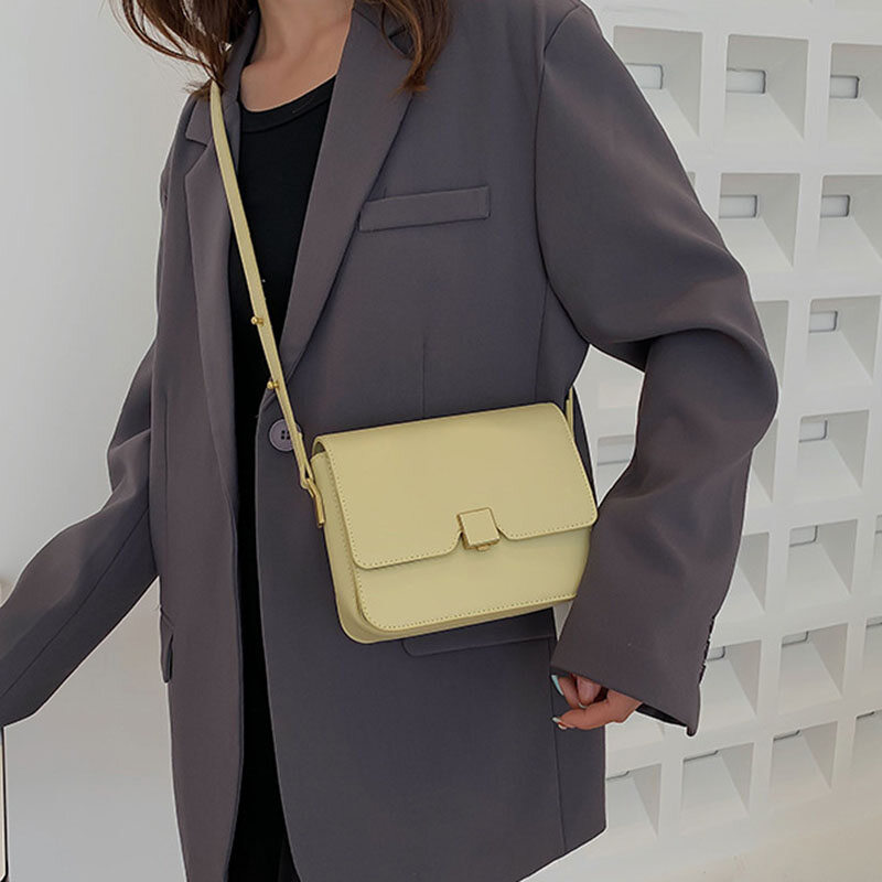 IELGY women's high-end explosive super hot messenger bag