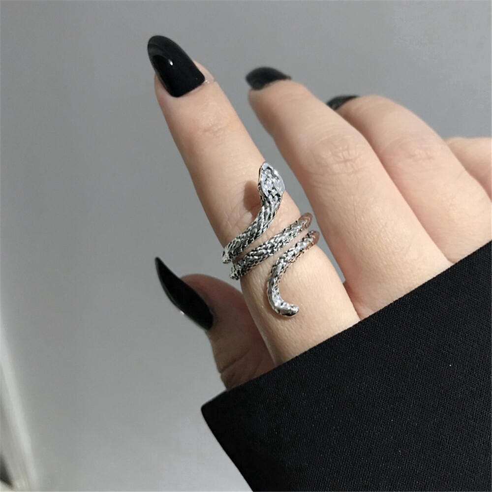 Fashion Women Punk Personality Ring Animal Snake Shape Ring Gothic Jewelry