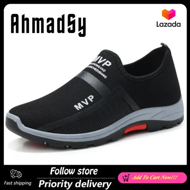 sports shoes for trekking