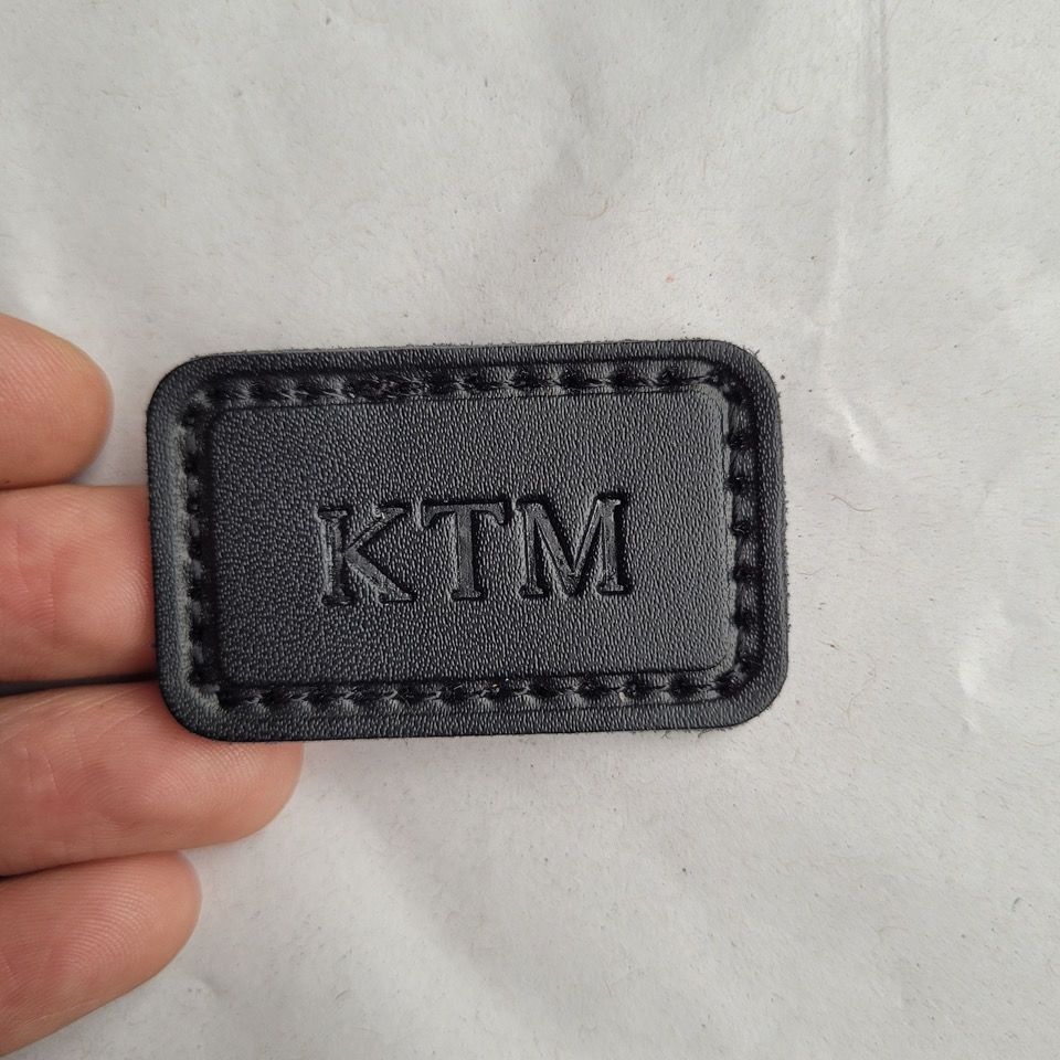 TUMI TUMI Backpack Shoulder Bag Cowhide Nameplate Tag Luggage Tag Nameplate Engraving Service 原装ﺴ