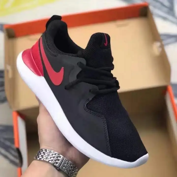 nike running shoes fashion