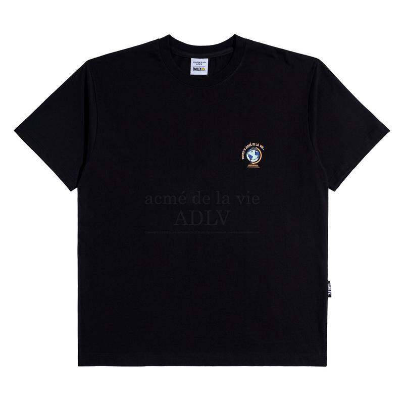 関税込★ACME DE LA VIE X Smiley★BIKER SMILEY WAPPEN T-SHIRT MUSINSA | acmé de la vie ACME DE LA VIE X Smiley® BIKER