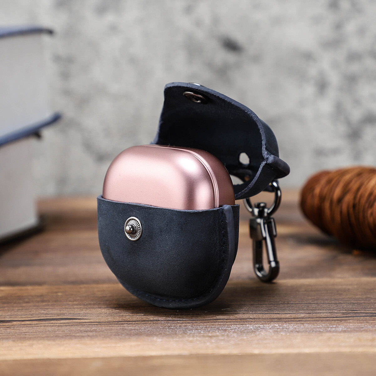 CONTACTS FAMILY Case For Samsung Galaxy buds live Genuine Leather Headset Protective Headphone Cover Accessory Keychain