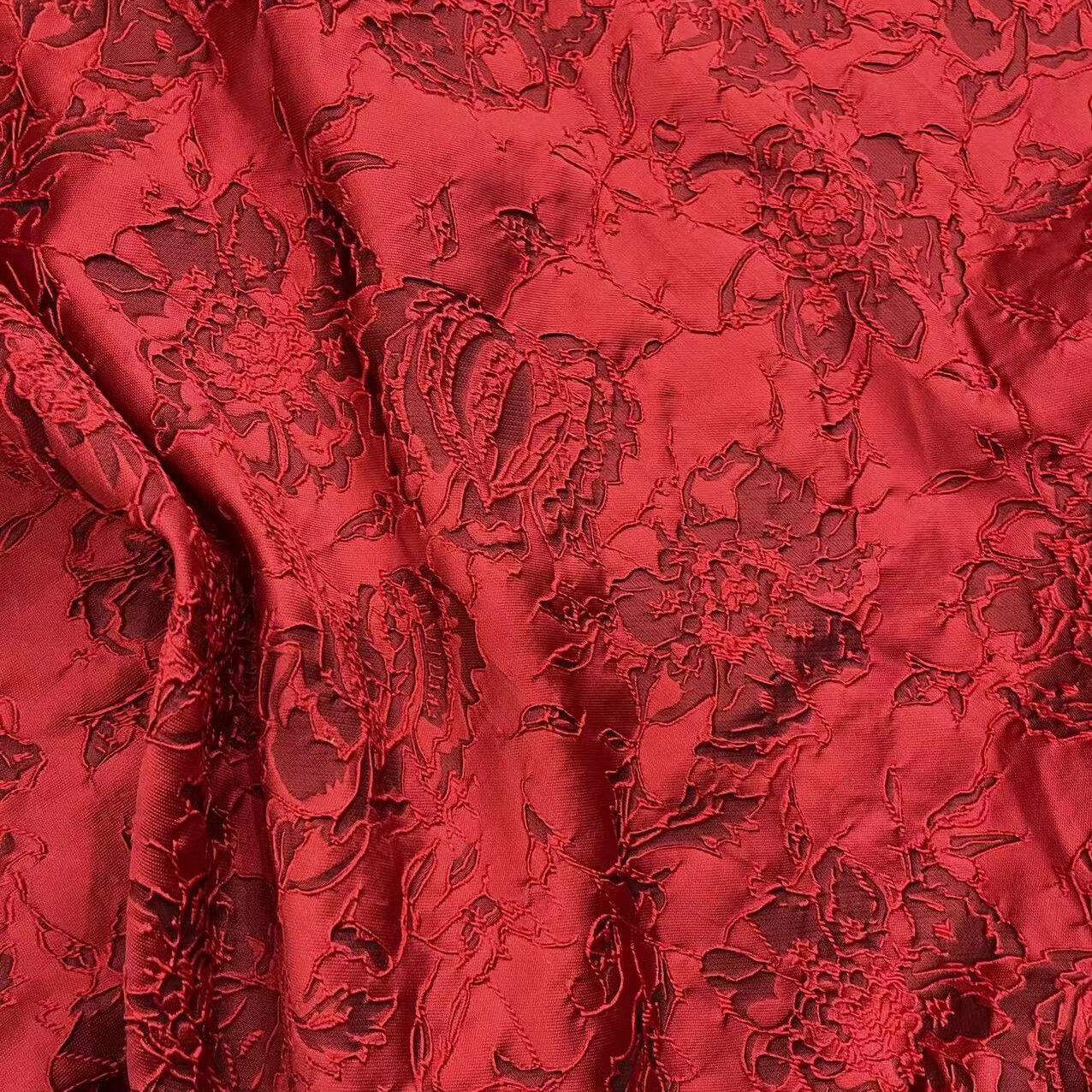 Màu đen cổ điển hoa lớn vải jacquard phong cách văn học may trang trí của phụ nữ chất liệu trên mét tj20309