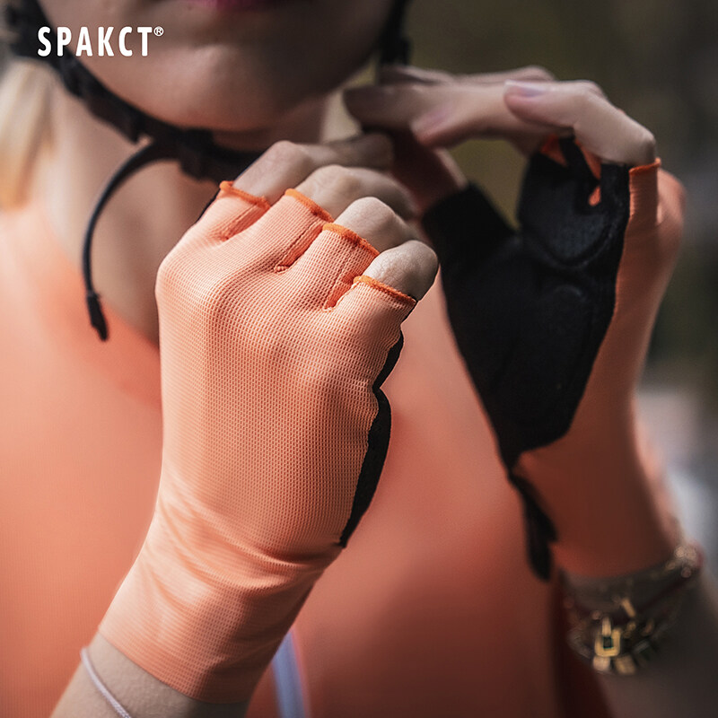 Spakct gloves sales